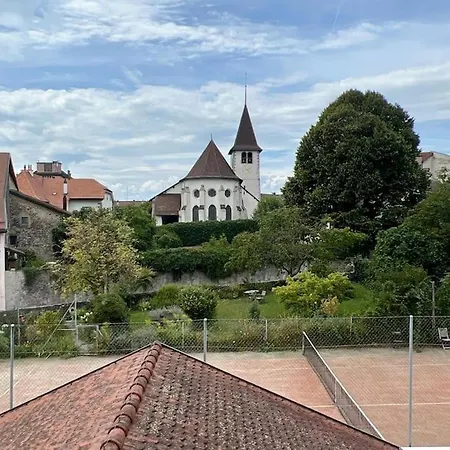 Walking Steps From Geneva Lutry
